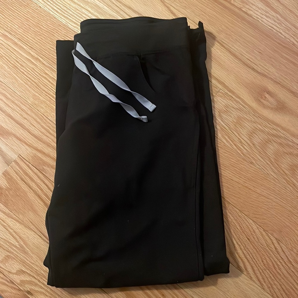 Kade Cargo Scrub Pants